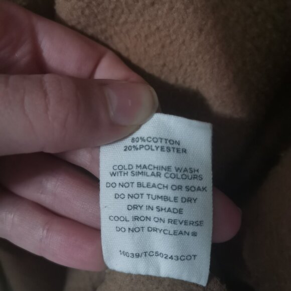 Zipped Hoodie with pockets - Picture 7 of 7